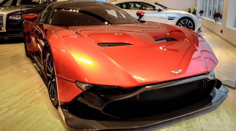 aston martin vulcan for
